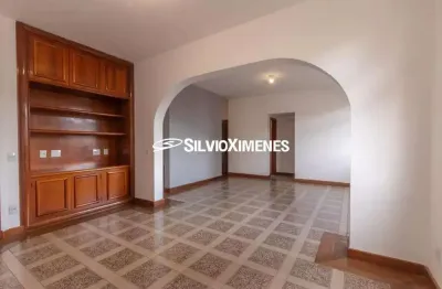 Residencial › Apartamento no Lourdes com 220,00 (M²), 4 quartos e 3 vagas para Venda