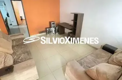 Residencial › Casa no Sagrada Família com 400,00 (M²), 3 quartos e 11 vagas para Venda