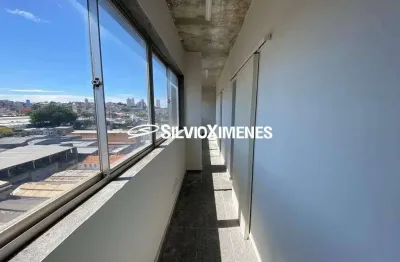 Casa comercial com 4 salas para alugar na Avenida Dom Pedro II, 307, Carlos Prates, Belo Horizonte