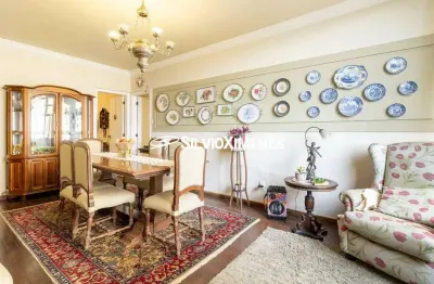 Residencial › Apartamento com 235,00 (M²), 4 quartos e 2 vagas para Venda