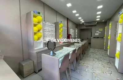 Comercial › Loja no Centro com 158,00 (M²), 0 quartos e 0 vagas para Venda