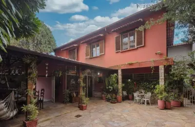 Residencial › Casa no Barroca com 350,00 (M²), 4 quartos e 2 vagas para Venda