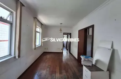 Residencial › Apartamento no Sagrada Família com 84,00 (M²), 3 quartos e vagas para Aluguel