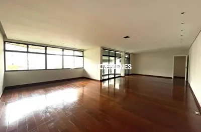 Residencial › Apartamento na Savassi com 240,00 (M²), 4 quartos e 4 vagas para Aluguel