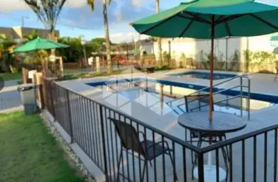 Apartamento de 2 quartos todo reformado no flores da costa, oportunidade!!