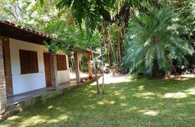 Venda de Imóvel com Duas Casas em Bairro Consolidado e preservado por normas ambientais - R$ 1.500.000 - COM ESCRITURA PÚBLICA