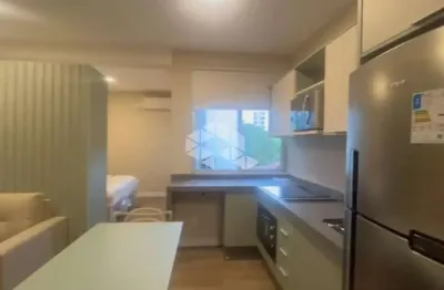 Stúdio no centro florianópolis, mobiliado pronto para morar ou investir!