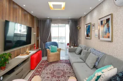 Apartamento no bairro canto, em florianópolis, sc, mobiliado, sacada, churrasqueira, 03 dormitórios sendo 01 suíte, 03 vagas de garagem.