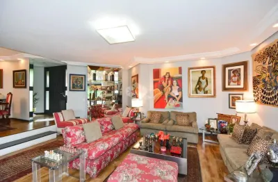 Casa residencial no bairro centro, em florianópolis, sc, semi-mobiliada, sacada, hidromassagem, 04 dormitórios sendo 03 suítes, 04 vagas garagem.