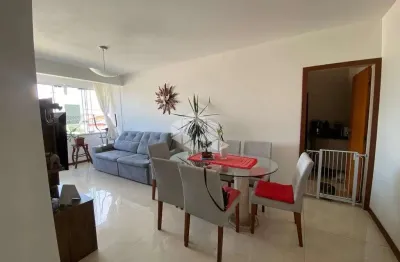 Apartamento semi-mobiliado, no bairro capoeiras, florianópolis, sc, 02 dormitórios, 01 vaga de garagem.