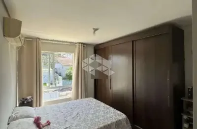 Casa em condomínio fechado com 2 quartos à venda na Rua Antônio Roggia, 45, Serraria, São José