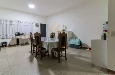 Ponto comercial para alugar na Rua Feitiço da Vila, 831, Chácara Santa Maria, São Paulo