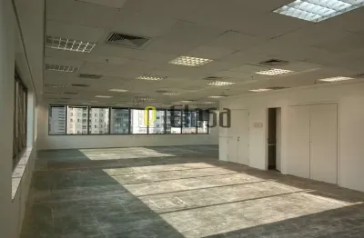 Casa comercial para alugar na Vila Olímpia, São Paulo 