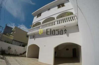 Casa assobradada a venda em jardim são luiz zona sul