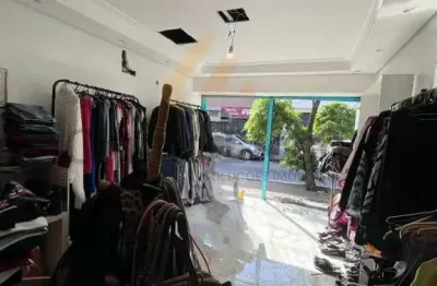 Predio comercial com loja para venda ao lado da praça floriano peixoto - santo amaro