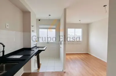 A 220m do metrô ana neri! 2 dorms reformado | cond. clube no cambuci |  pronto para morar!