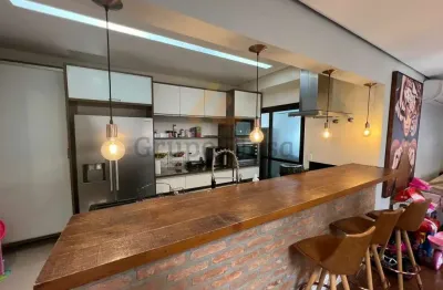 Apartamento cobertura próximo a estação borba gato.