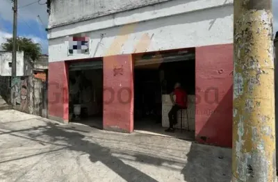 Casa à venda na Rua Quisiro, 776, Jardim Souza, São Paulo