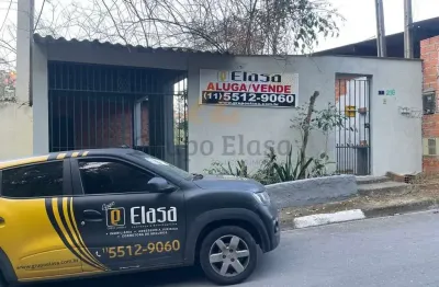 Casa à venda na Estrada das Canjaranas, 236, Valo Velho, Itapecerica da Serra