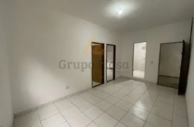 Casa com 1 quarto para alugar na Rua Nelson Brissac, 732, Parque Regina, São Paulo