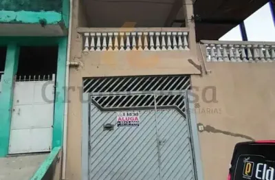 Casa térrea para cocação com 02 dormitórios no bairro vila calu.