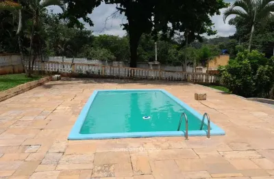 Casa com 4 quartos à venda na Rua Victor Flores Santos, 768, Araçoiabinha, Iperó