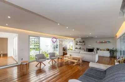 Casa reformada à venda com 4 suítes, 4 vagas com 295m² - jardim marajoara