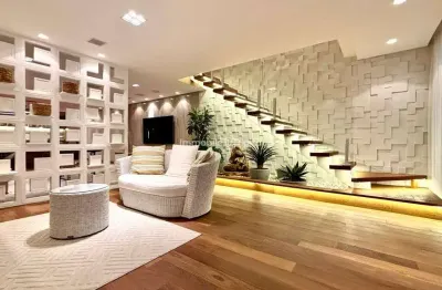 Casa de alto padrão porteira fechada – 360m², rua tranquila e privilegiada