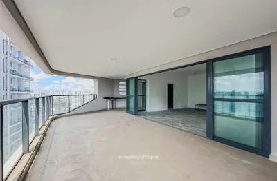 Apartamento à Venda com 227m², 4 suítes, 4 vagas e Laser - Chácara Santo Antônio