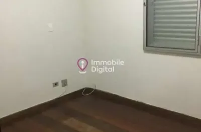 Apto à venda com 80m², bem localizado. Perfeito pra quem busca praticidade.