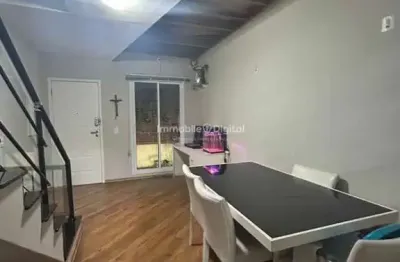 Casa em condomínio fechado 113 m², 3 quartos, 3 banheiros, 2 vagas