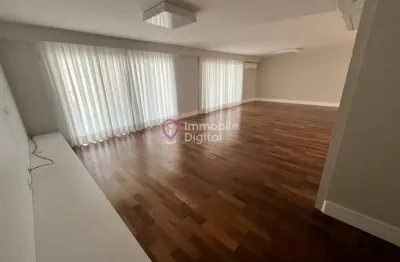 Apartamento alto padrão à venda no Alto da Boa Vista com 4 suítes e 4 vagas - Condomínio Clube