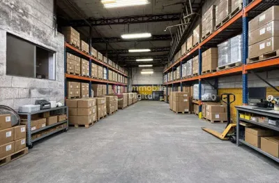 Barracão / Galpão / Depósito com 7 salas à venda na Rua Abílio Silveira, --, Interlagos, São Paulo