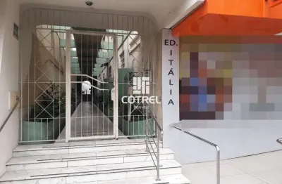 Apartamento 2 dormitórios , 1 banheiro social , 1 vaga de garagem