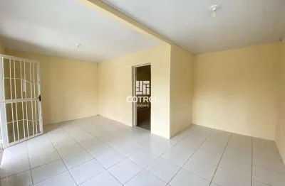 Casa ampla 3 dormitórios e 2 vagas de garagem no bairro camobi, próximo da ufsm,