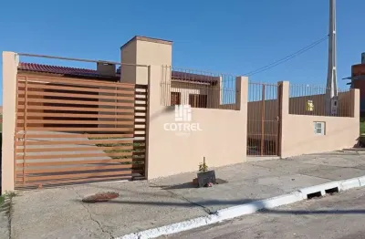 Casa 3 dormitórios sendo 1 suíte e 1 vaga de garagem no bairro pinheiro machado