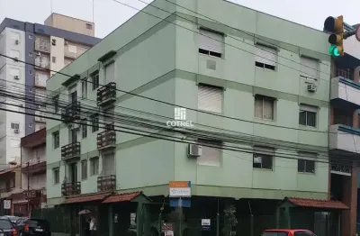 Apartamento com 3 dormitórios e garagem no centro de santa maria/rs