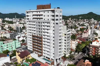 Apartamento para venda com 3 dormitórios sendo 1 suíte, 2 vagas de garagem situa