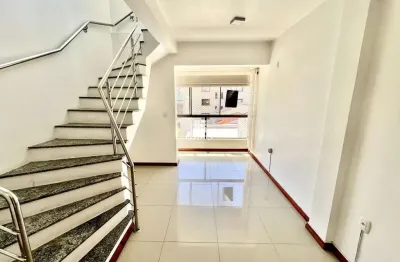 Cobertura para venda e locação semimobiliada 3 dormitórios sendo 1 suíte, situad
