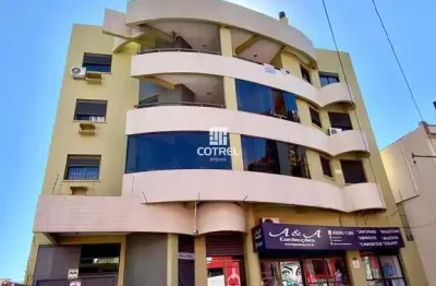 Apartamento para locação com 3 dormitórios, suíte e garagem no Bairro Centro em