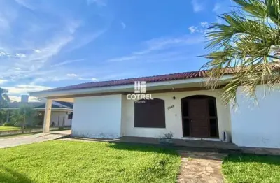 Casa comercial para locação 4 salas, 2 vagas de garagem, situado no bairro pé de