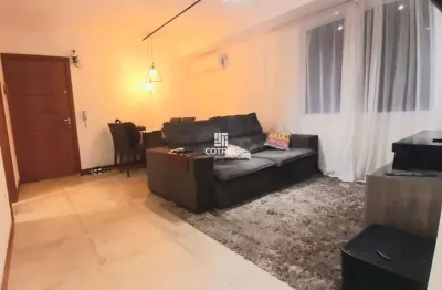 Apartamento à venda 2 dormitórios sendo 1 suíte, 2 vagas de garagem, situado no