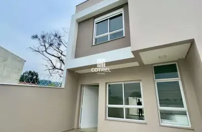 Sobrado para locação 3 dormitórios, 1 suíte, 2 vagas de garagem, situada no bair