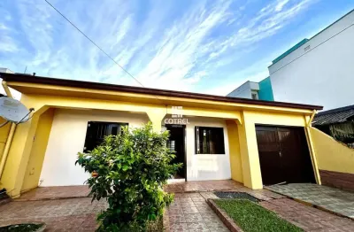 Casa com 2 dormitórios, 2 vagas de garagem situada no bairro camobi na cidade de