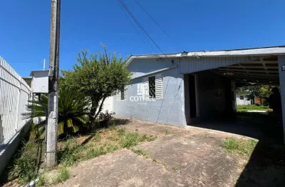 Casa á Venda 02 dormitórios, 01 banheiro e 02 vagas de garagem localizada no bai