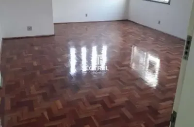 Sala comercial á venda e locação no bairro centro em santa maria - rs