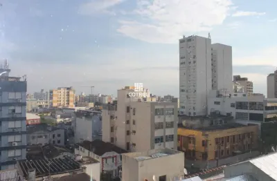 Sala Comercial Central com 30,56 m² de área Útil localizada na cidade de Santa M