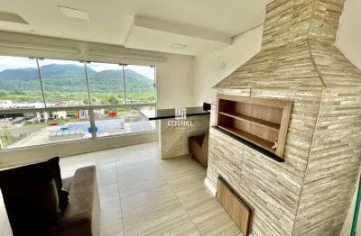 Cobertura para locação 4 dormitórios, 2 vagas de garagem situado no Bairro Cerri