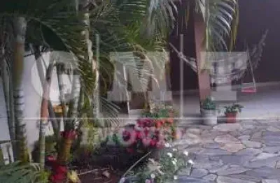 Casa com 3 quartos à venda no Centro, Jardinópolis 