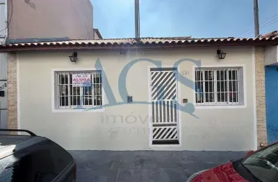Casa comercial para alugar na Rua Antônio Camardo, 521, Vila Gomes Cardim, São Paulo